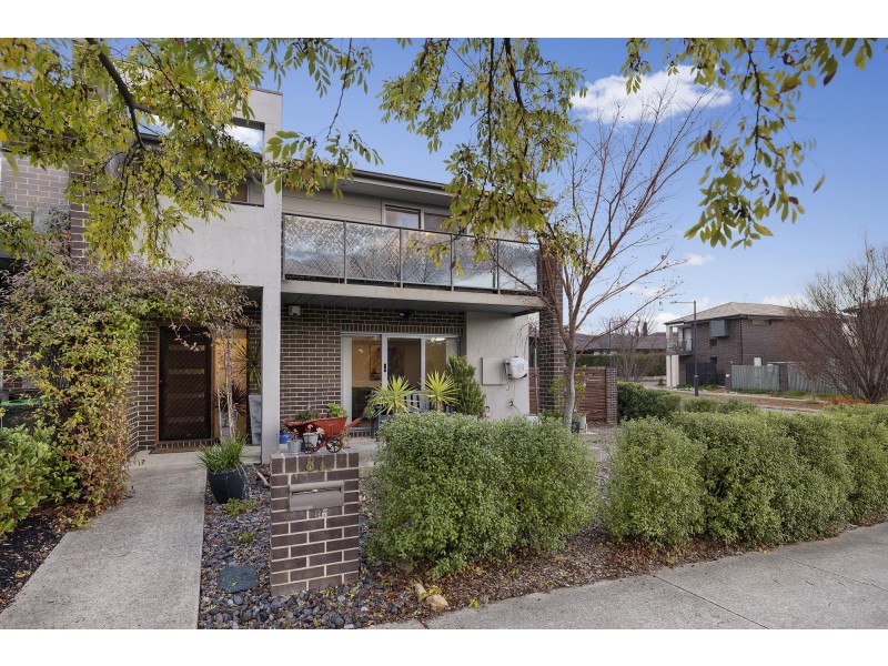 87 Plimsoll Drive, Casey ACT 2913