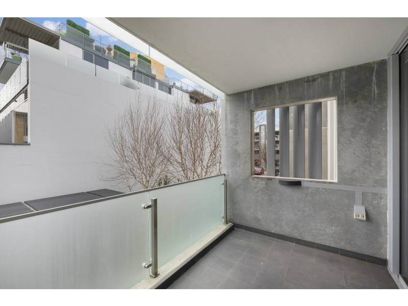 110/50 Eastlake Parade, Kingston ACT 2604