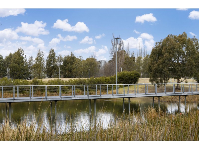 110/50 Eastlake Parade, Kingston ACT 2604