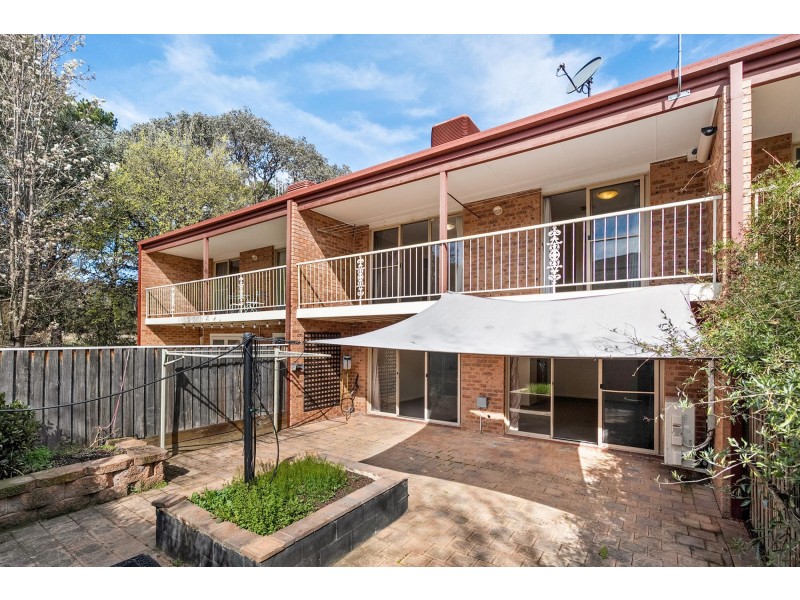 8/25 Aspinall Street, Watson ACT 2602