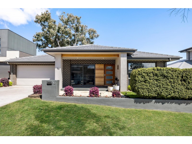 30 Kilduff Street, Watson ACT 2602