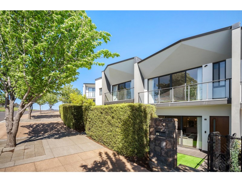 8/1 Rouseabout Street, Lawson ACT 2617