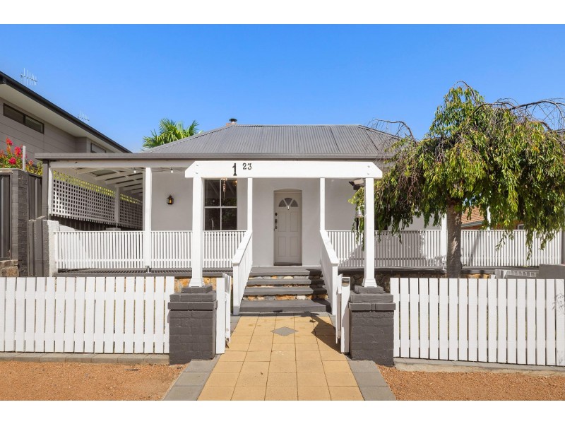 1/23 Mckeahnie Street, Crestwood NSW 2620