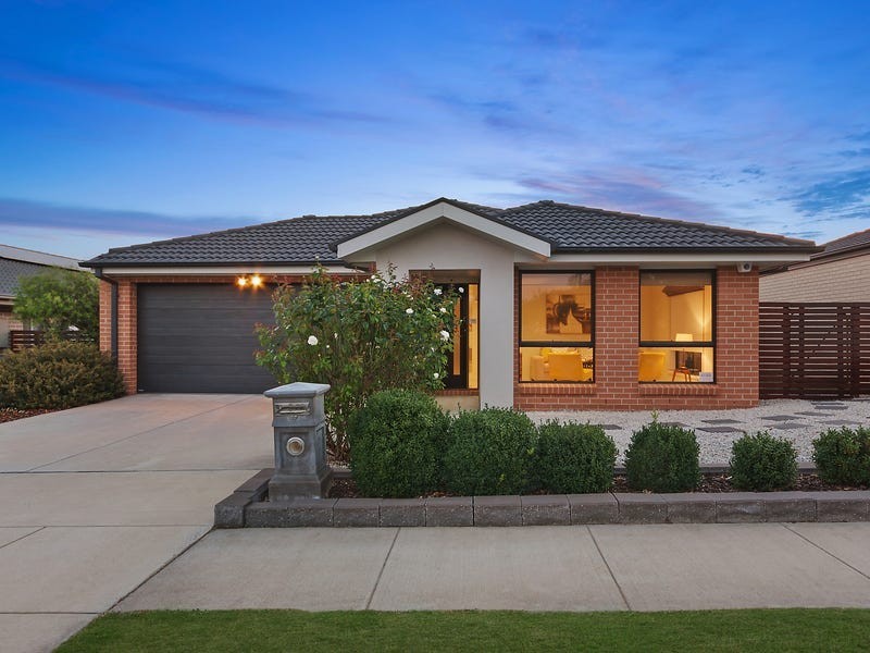 47 Charles Perkins Circuit, Bonner ACT 2914