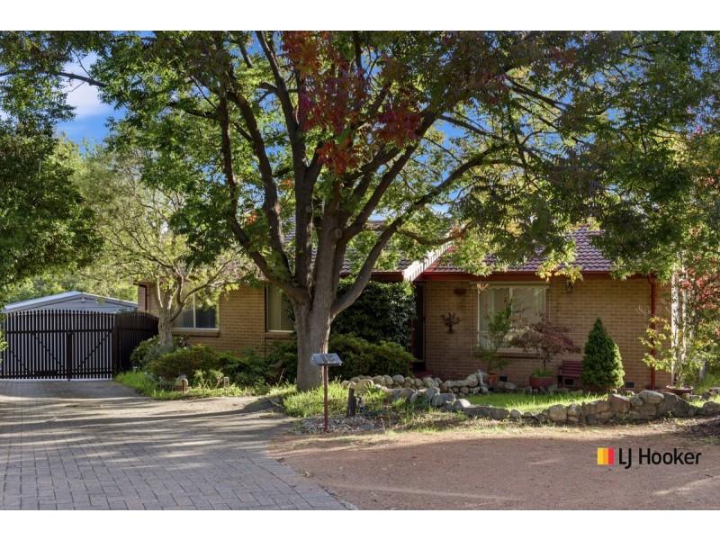 12 Gundara Street, Aranda ACT 2614