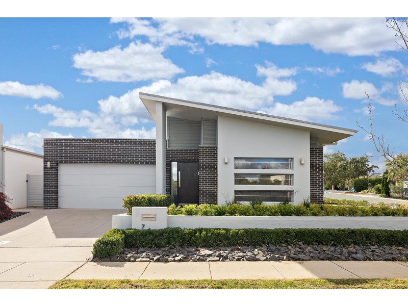 7 Helby Street, Harrison ACT 2914