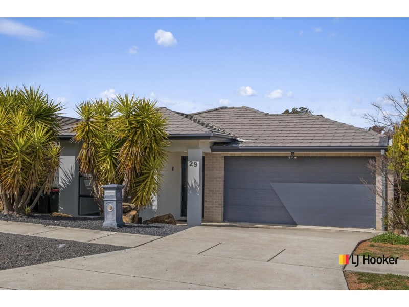 29 Bieundurry Street, Bonner ACT 2914