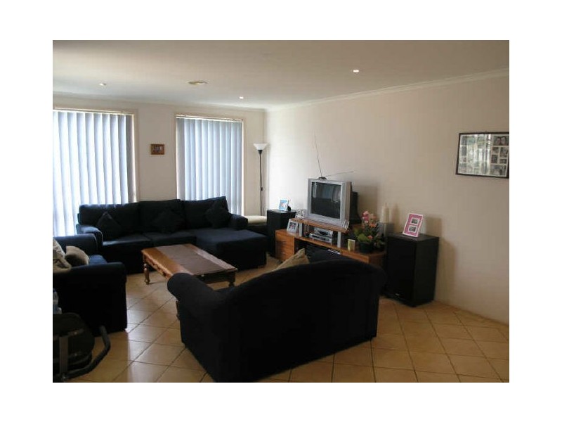 52 Warrumbul Street, Ngunnawal ACT 2913