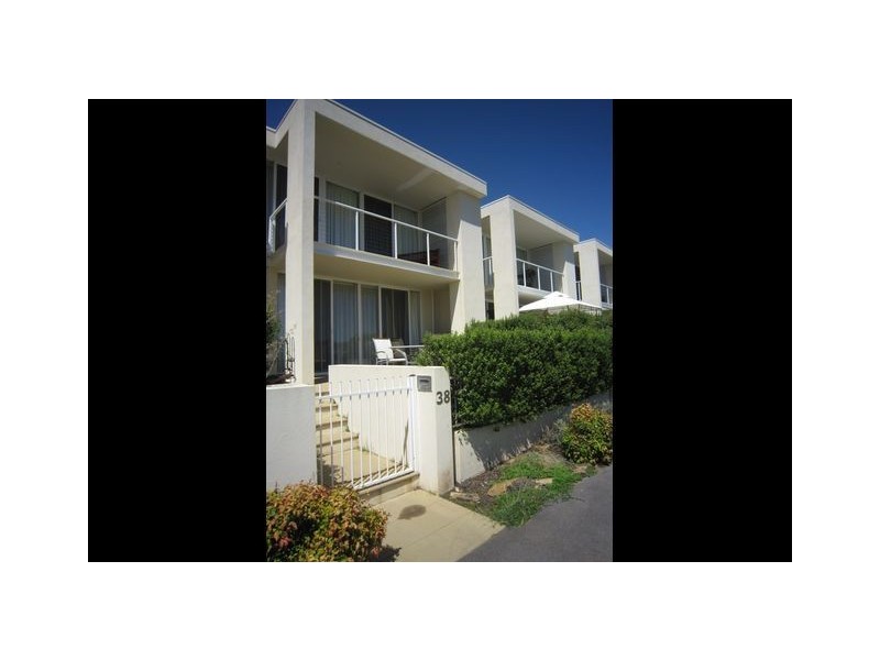 38 Phylis Ashton Circuit, Gungahlin ACT 2912