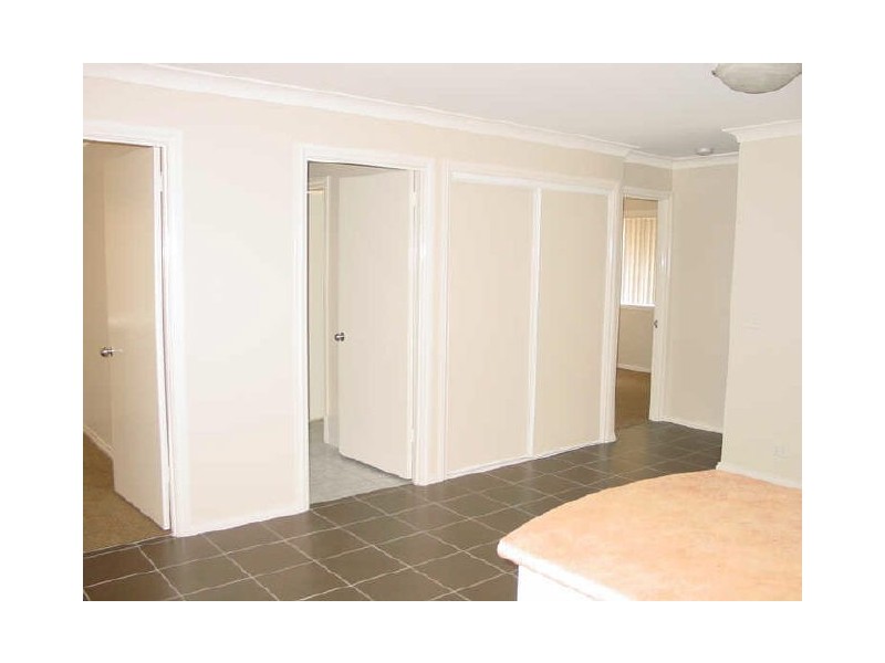 14 Leonard Street, Dunlop ACT 2615