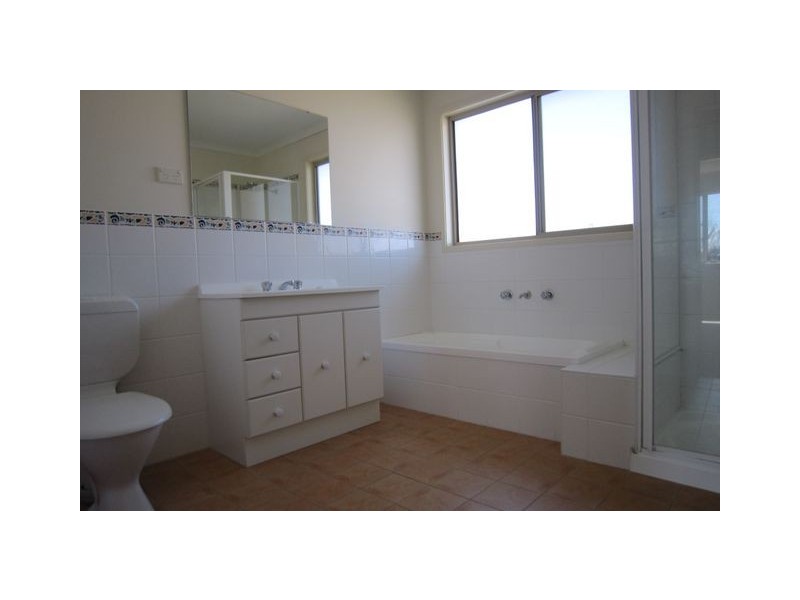 104/36 Paul Coe Crescent, Ngunnawal ACT 2913