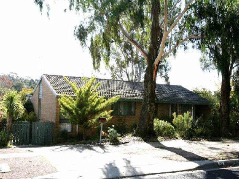 25 Baddeley Crescent, Spence ACT 2615