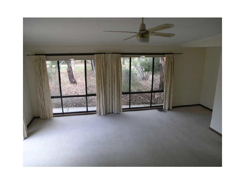 25 Lind Close, Fraser ACT 2615