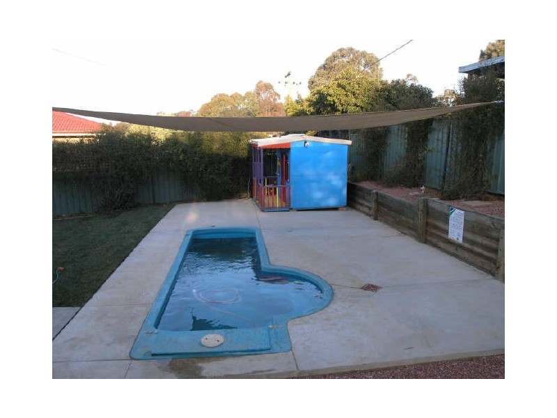 222 Osburn Drive, Macgregor ACT 2615