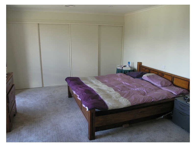 8 Devlin Street, Gungahlin ACT 2912
