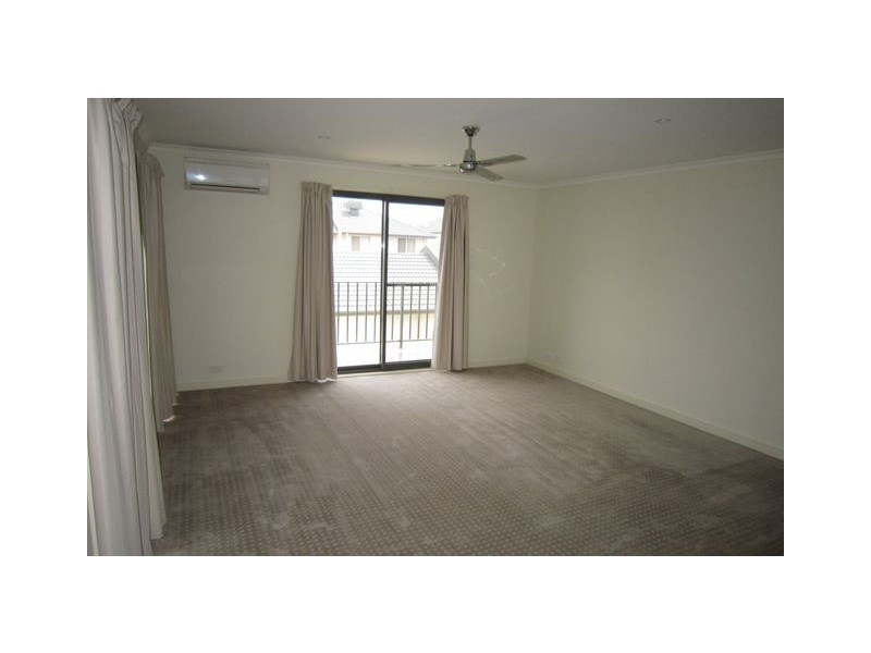 8A Devlin Street, Gungahlin ACT 2912