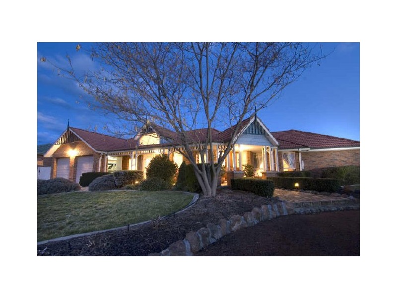 35 Tiptree Crescent, Palmerston ACT 2913