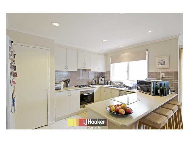 32 Beveridge Crescent, Forde ACT 2914