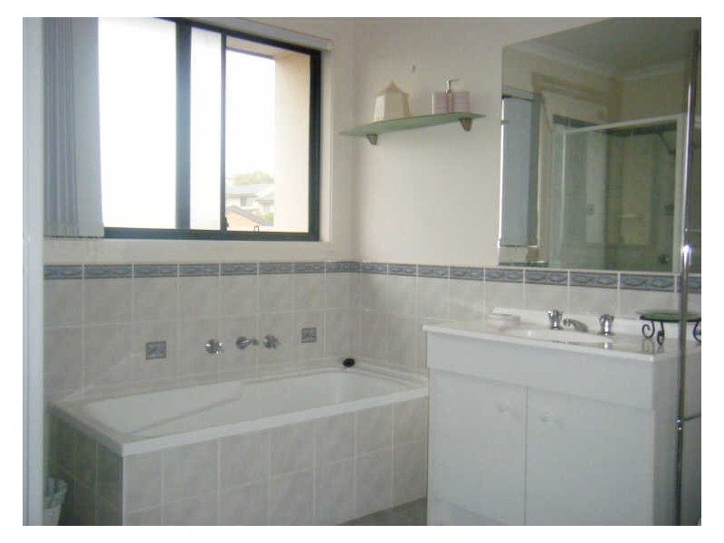 5/60 Paul Coe Crescent, Ngunnawal ACT 2913