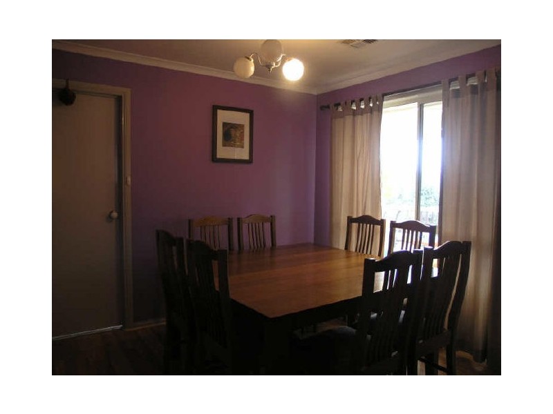 8 Buru Crescent, Ngunnawal ACT 2913