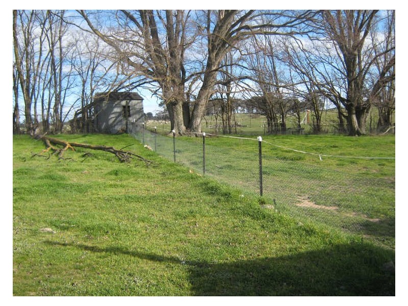 206 Church Lane, Hall NSW 2618