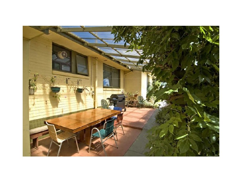 33 Pickworth Street, Holt ACT 2615