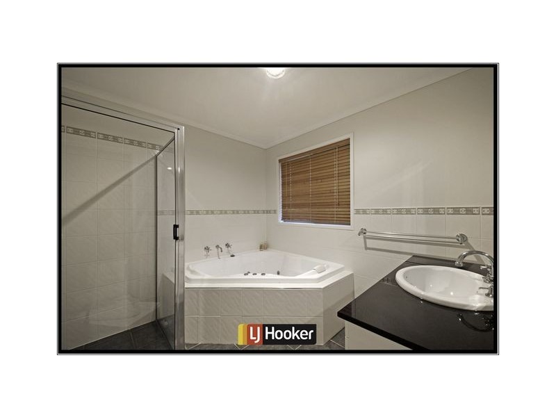 26 Nellie Hamilton Street, Gungahlin ACT 2912