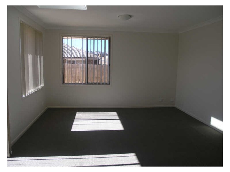 12 Rowland Street, Macgregor ACT 2615