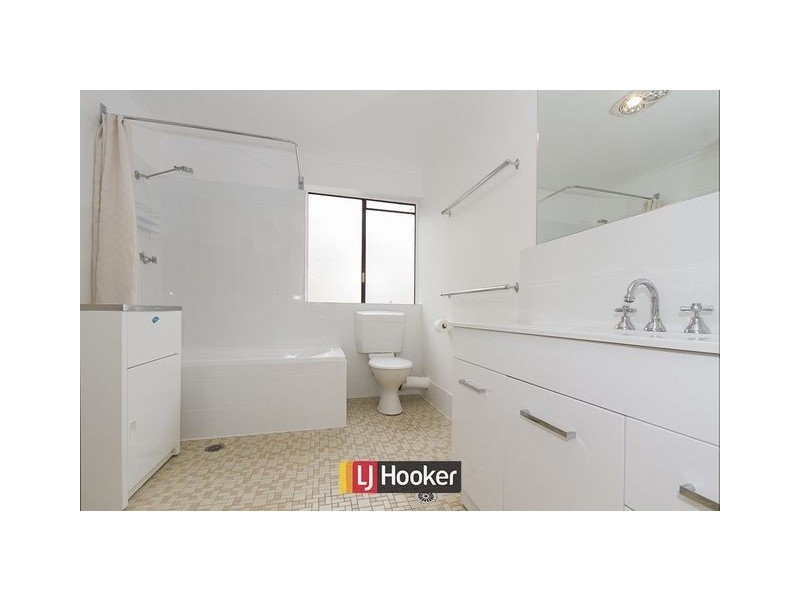 11/30 Chinner Crescent, Melba ACT 2615