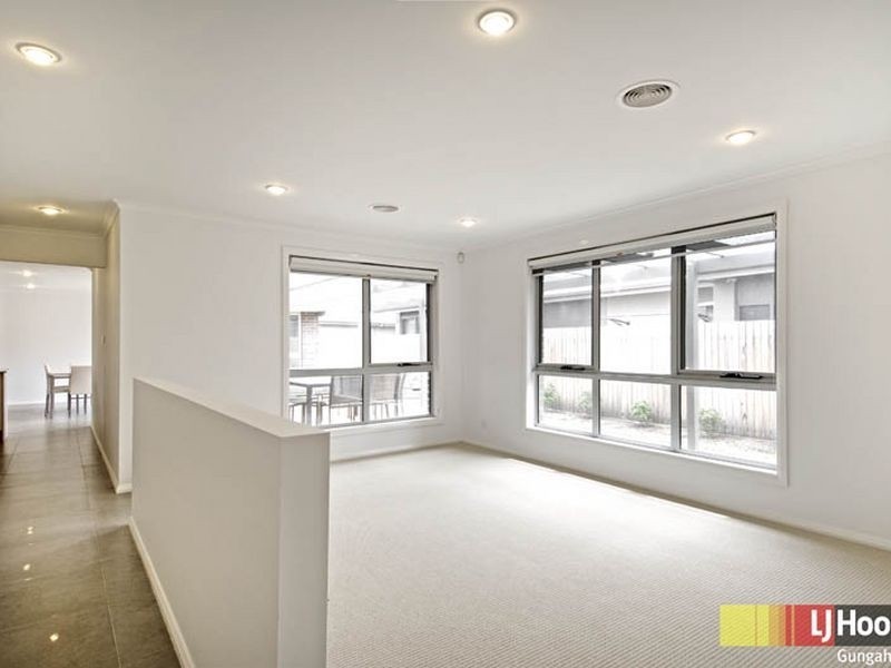59 Amy Ackman Street, Forde ACT 2914