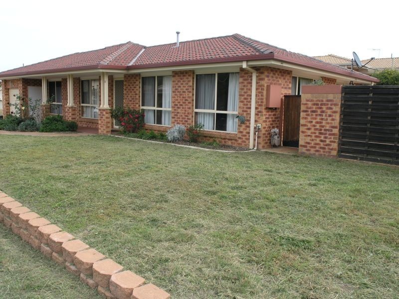 19 Berkeley Sreet, Dunlop ACT 2615