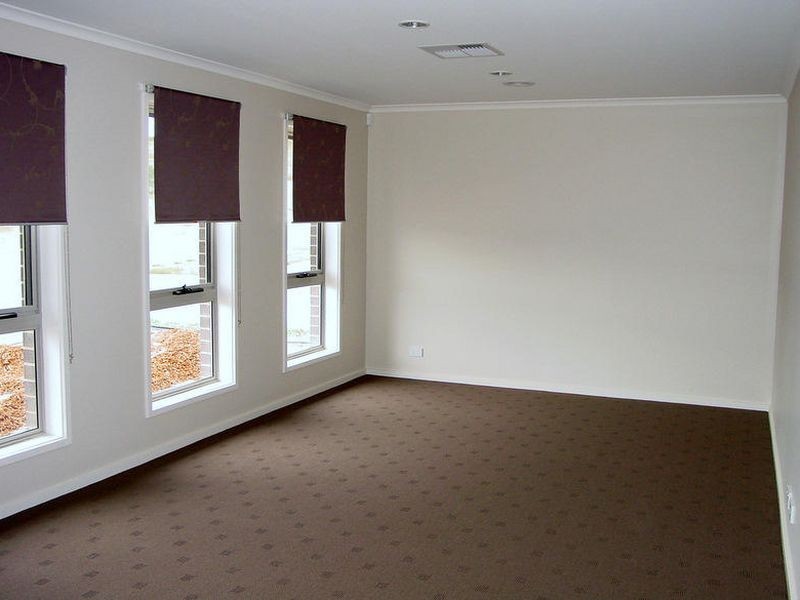 14 Marcus Street, Forde ACT 2914