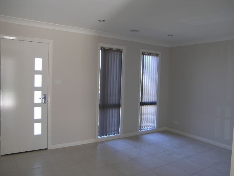 15 Lansdown Crescent, Casey ACT 2913