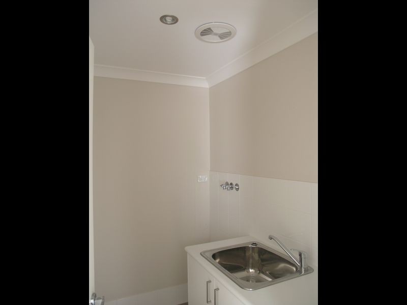 15 Lansdown Crescent, Casey ACT 2913