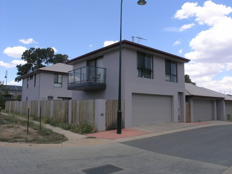 2A Eckley Street, Gungahlin ACT 2912