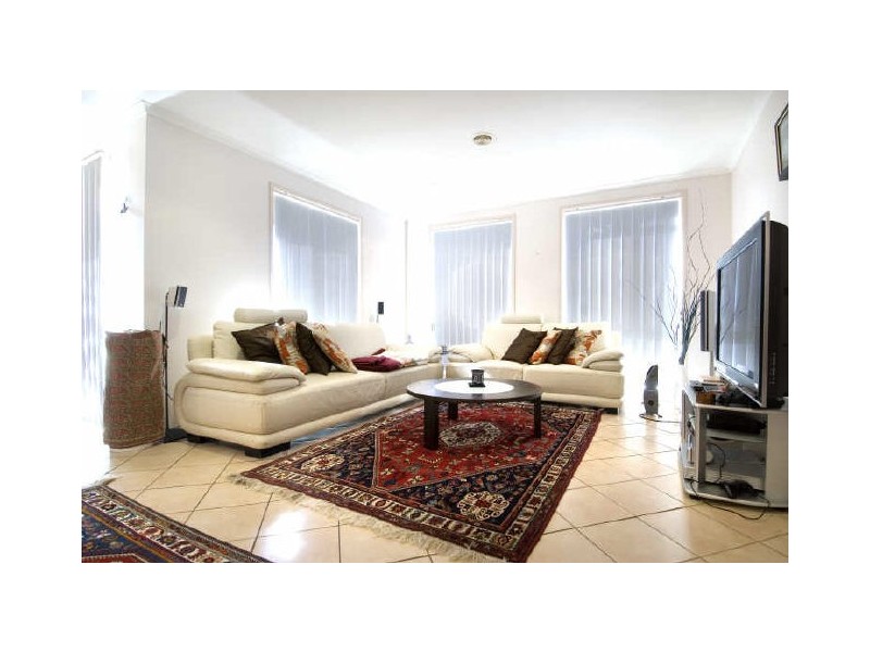 52 Warrumbul Street, Ngunnawal ACT 2913