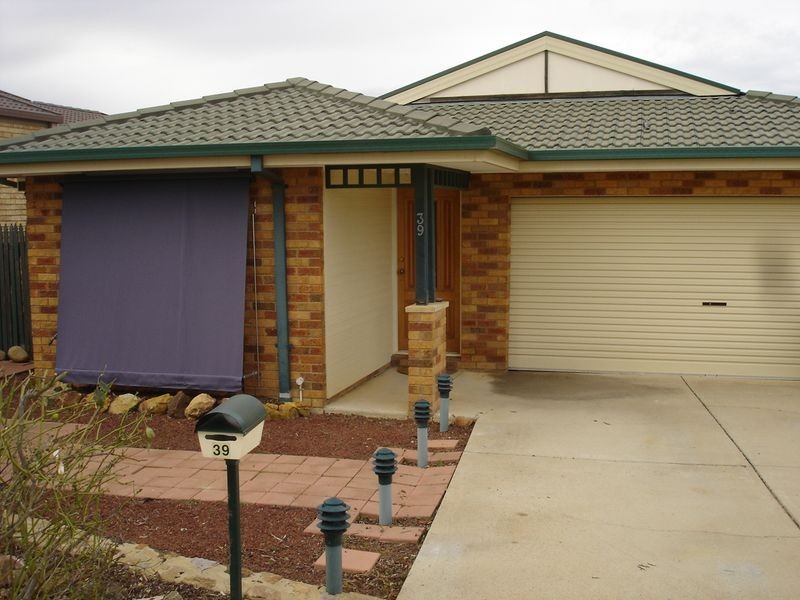 39 Warrumbul Street, Ngunnawal ACT 2913