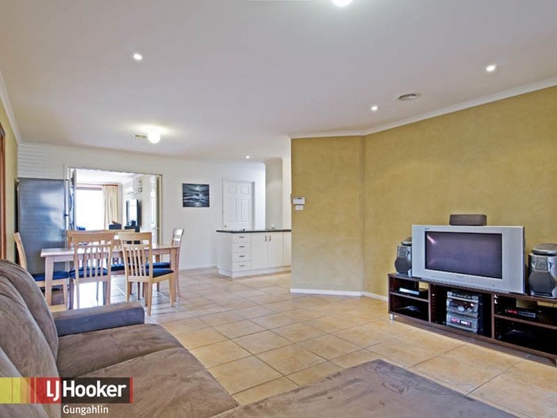35 Bywaters Street, Amaroo ACT 2914