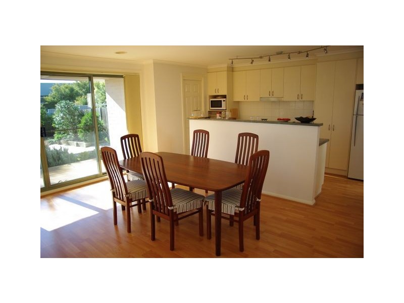 6 Lange Place, Bruce ACT 2617