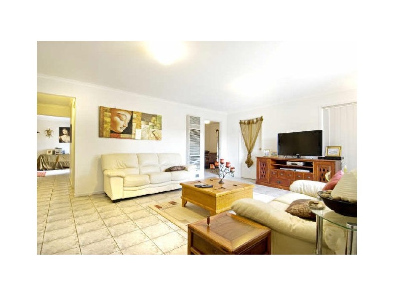17 Riley Close, Ngunnawal ACT 2913