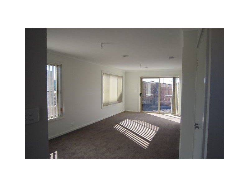 5/7 Loveday Crescent, Casey ACT 2913