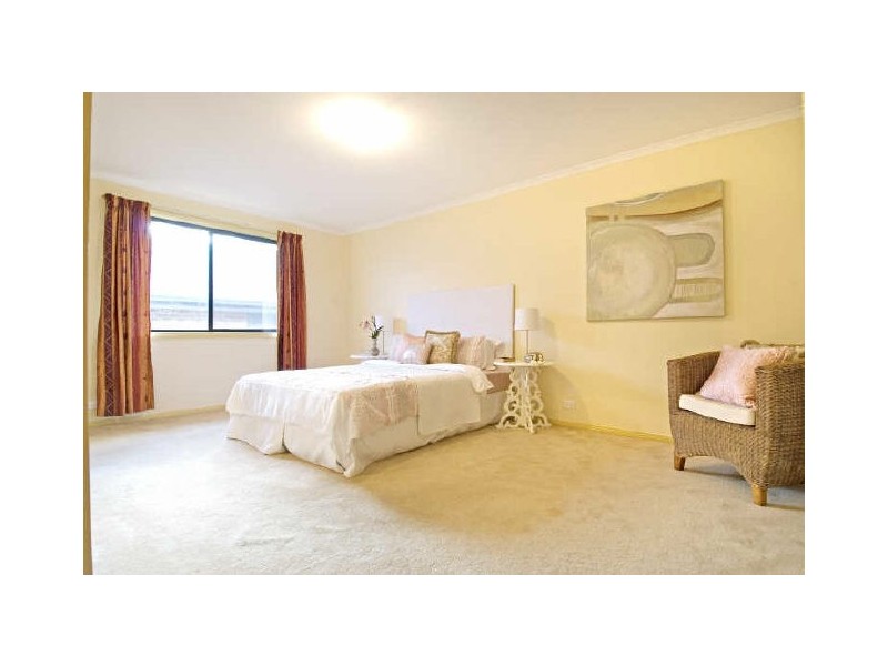 The Valley Avenue, Gungahlin ACT 2912