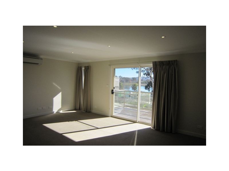 12 Kable Lane, Gungahlin ACT 2912