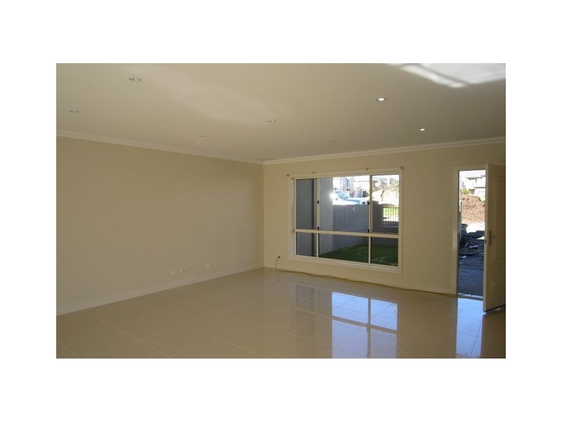 12 Kable Lane, Gungahlin ACT 2912