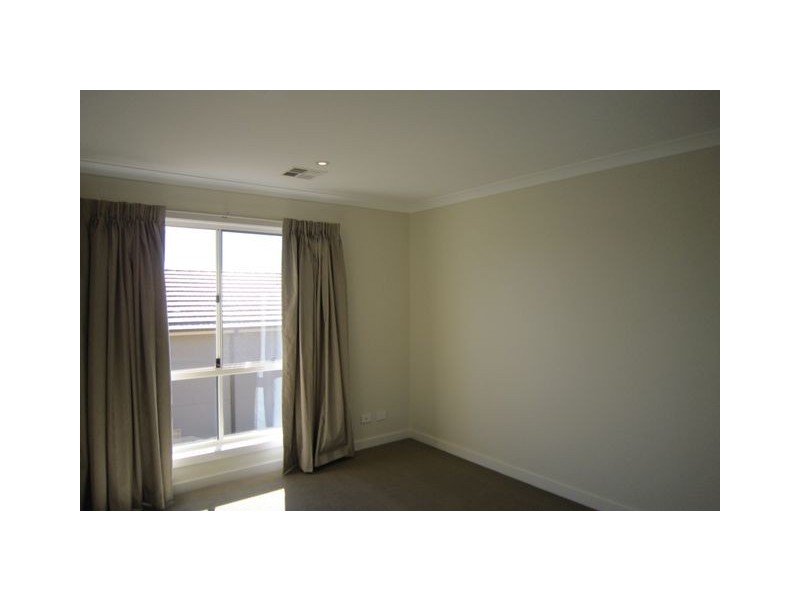 12 Kable Lane, Gungahlin ACT 2912