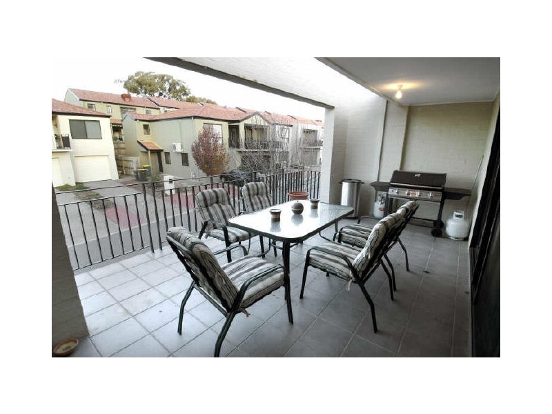 2/49 Winarlia Lane, Gungahlin ACT 2912