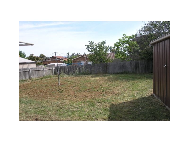 6 La Trobe Close, Palmerston ACT 2913