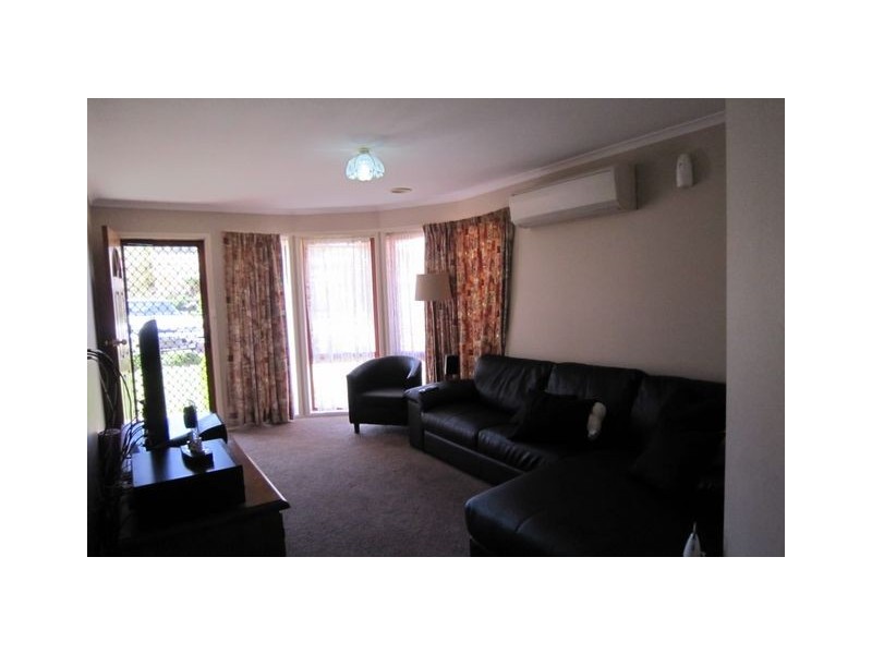 57 Bunduluk Crescent, Ngunnawal ACT 2913