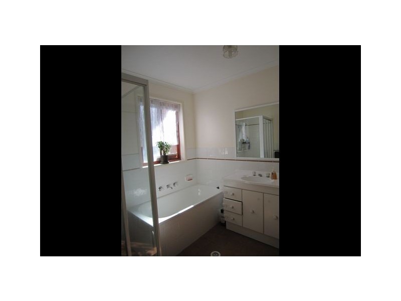 57 Bunduluk Crescent, Ngunnawal ACT 2913