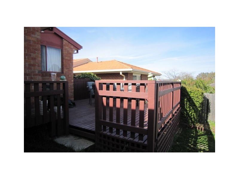 57 Bunduluk Crescent, Ngunnawal ACT 2913